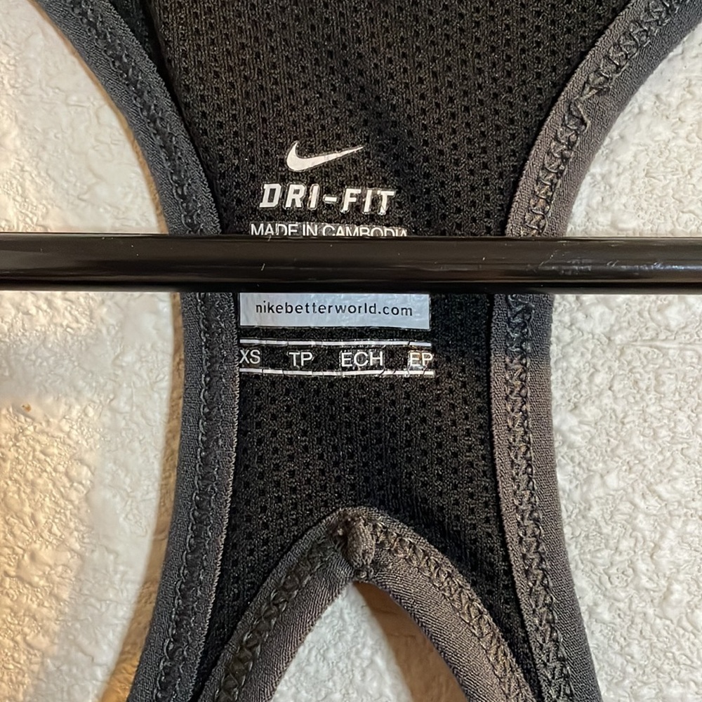 Nike Dri Fit Tank - Picture 3 of 6